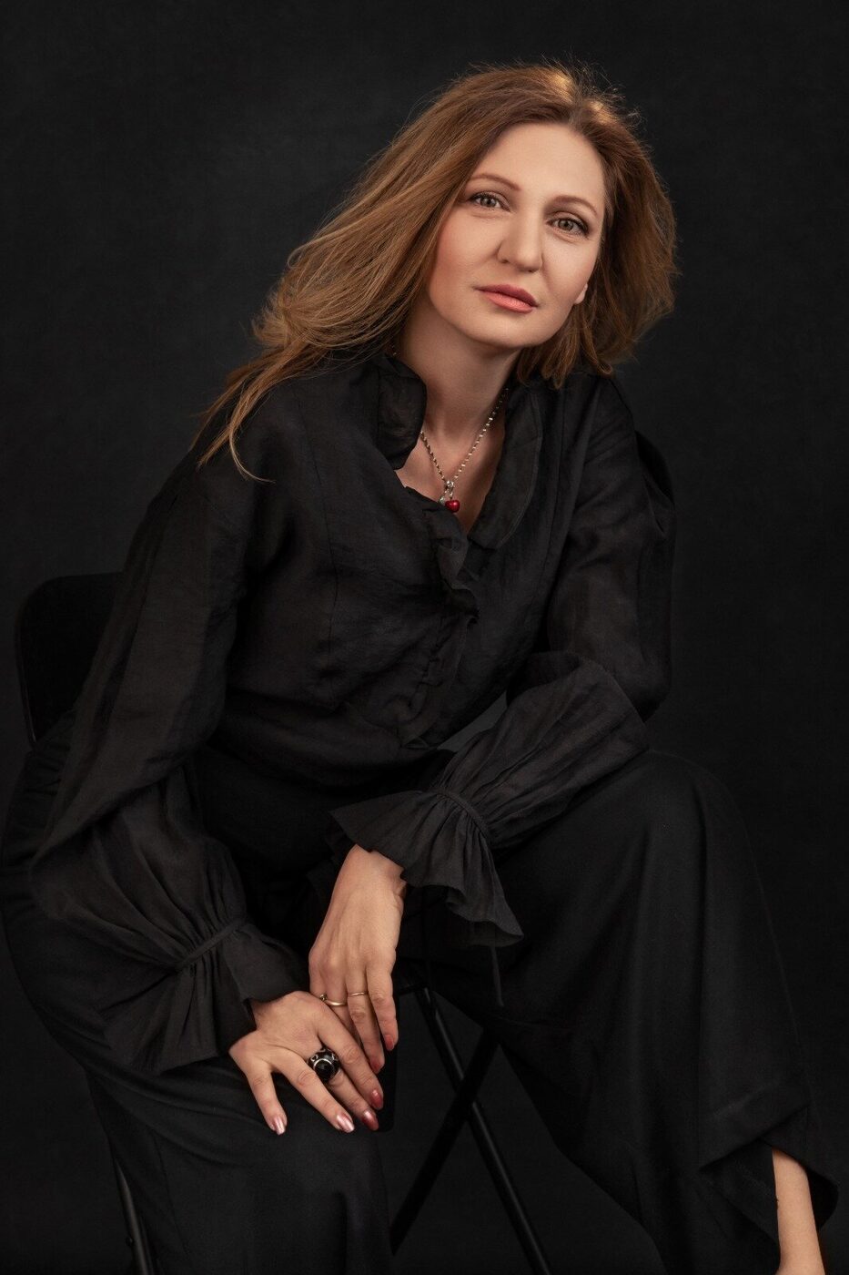 Anjelika Oberholzer-Smirnova – Theater Synthese